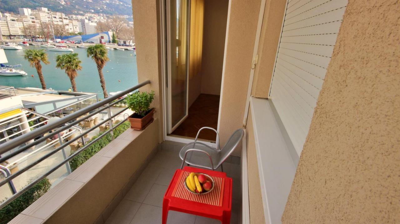 Apartment Jen Omiš Eksteriør bilde