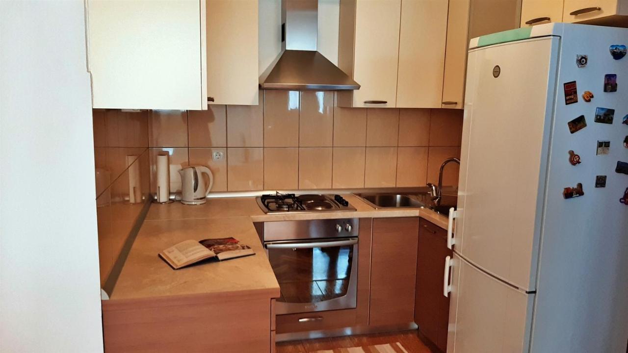 Apartment Jen Omiš Eksteriør bilde