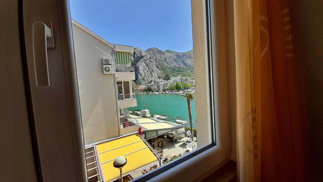 Apartment Jen Omiš Eksteriør bilde