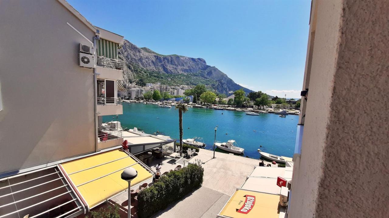 Apartment Jen Omiš Eksteriør bilde