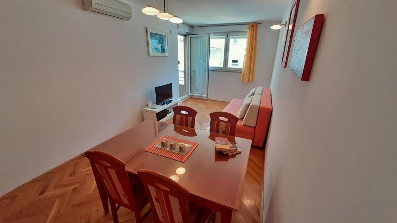 Apartment Jen Omiš Eksteriør bilde